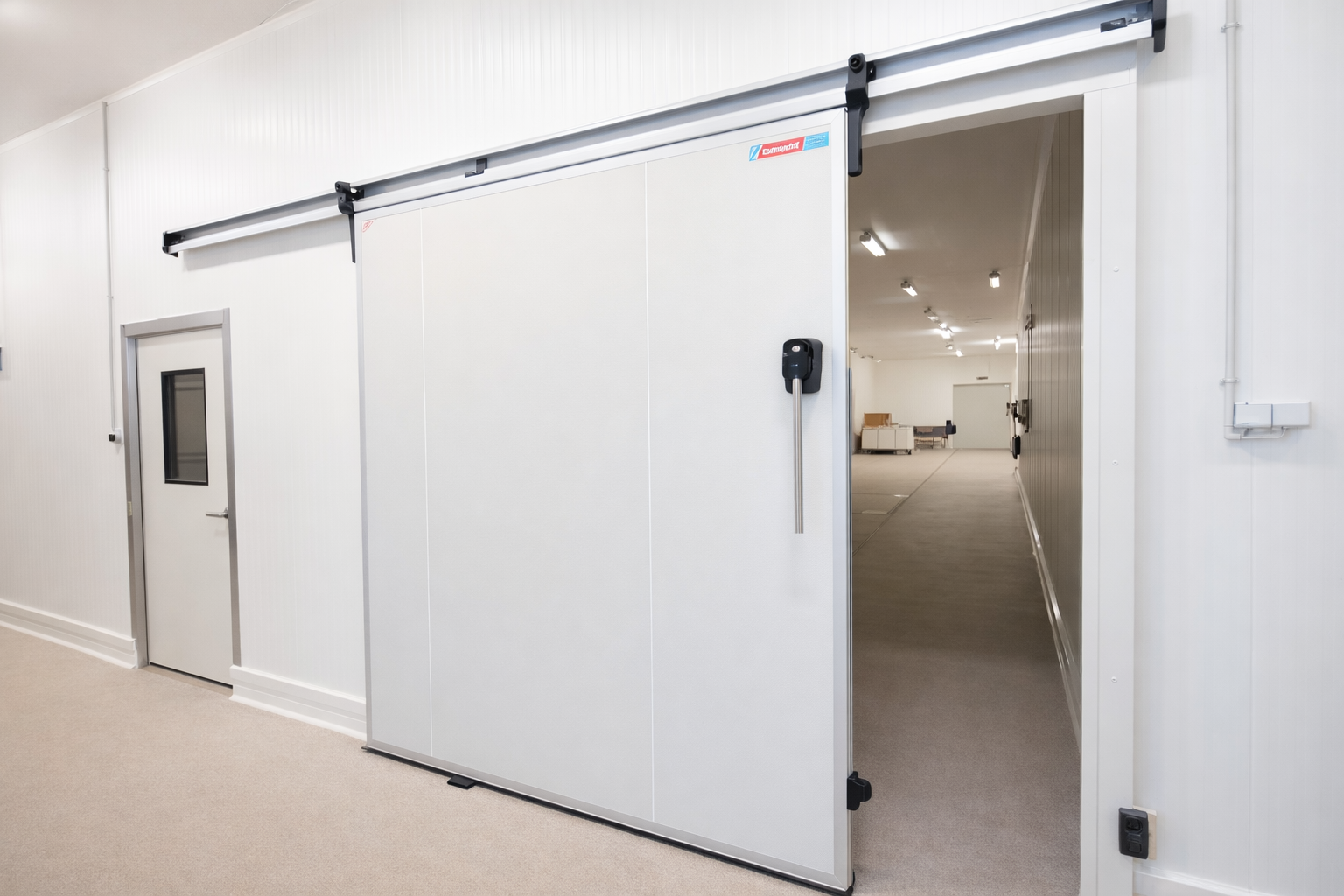 Walk in cool room door seals